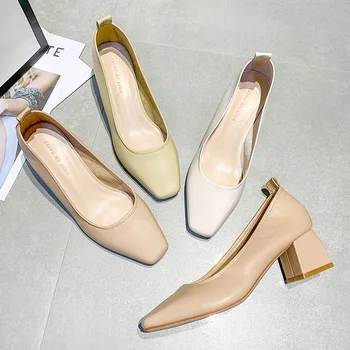 2023 Дамски Обувки на висок Квадратен Ток на Корейската марка, Дизайнерски Супер Меки, Удобни Дамски обувки-лодки, Обикновена Бели Обувки с телесен Цвят, Черни Пикантни Обувки На Токчета