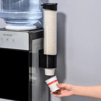 Опаковка за еднократна употреба хартиени чаши Пластмасова поставка за чаши за диспенсера вода Стенен монтаж автоматичен багажник за съхранение на чаши Контейнер за чаши